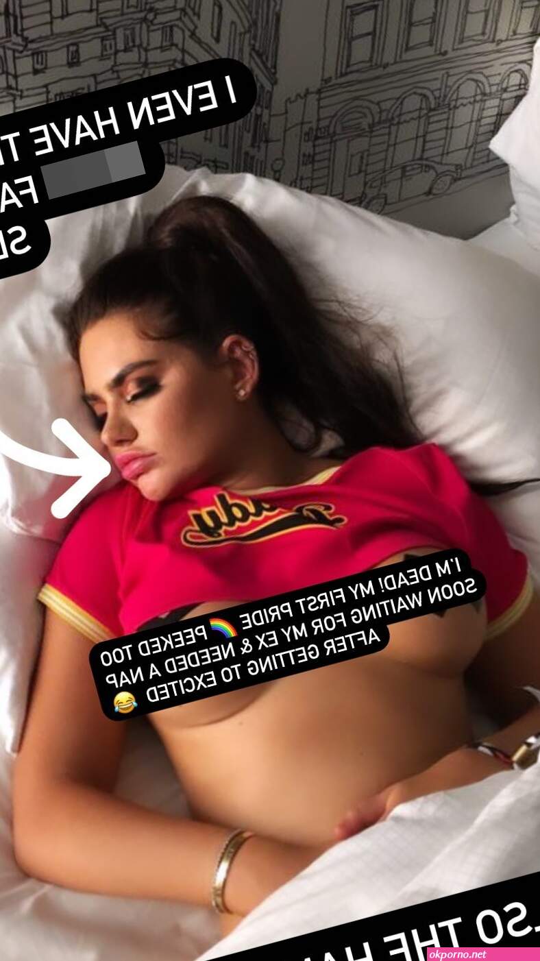 Grimes tits