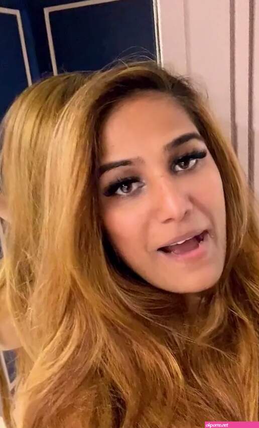 Bekijk Poonam Pandey Indian Girl Naked Live Leaked Onlyfans Video gratis!