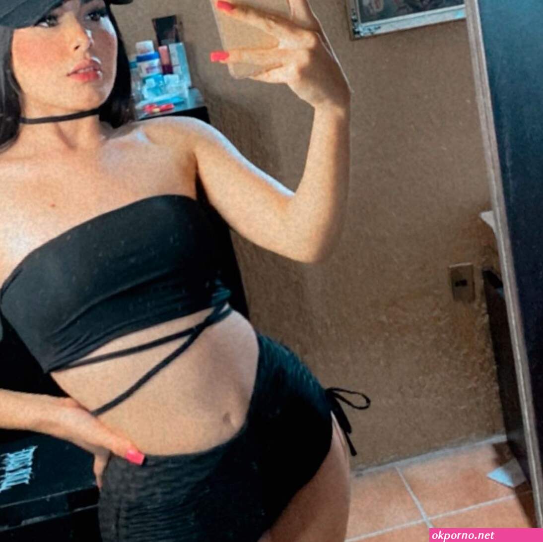 OnlyFans Adriana Olivarez