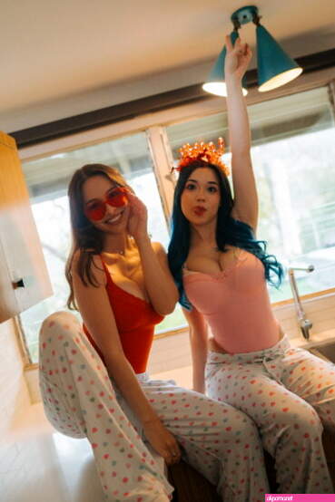 OnlyFans – $0fi4 G0m3Z