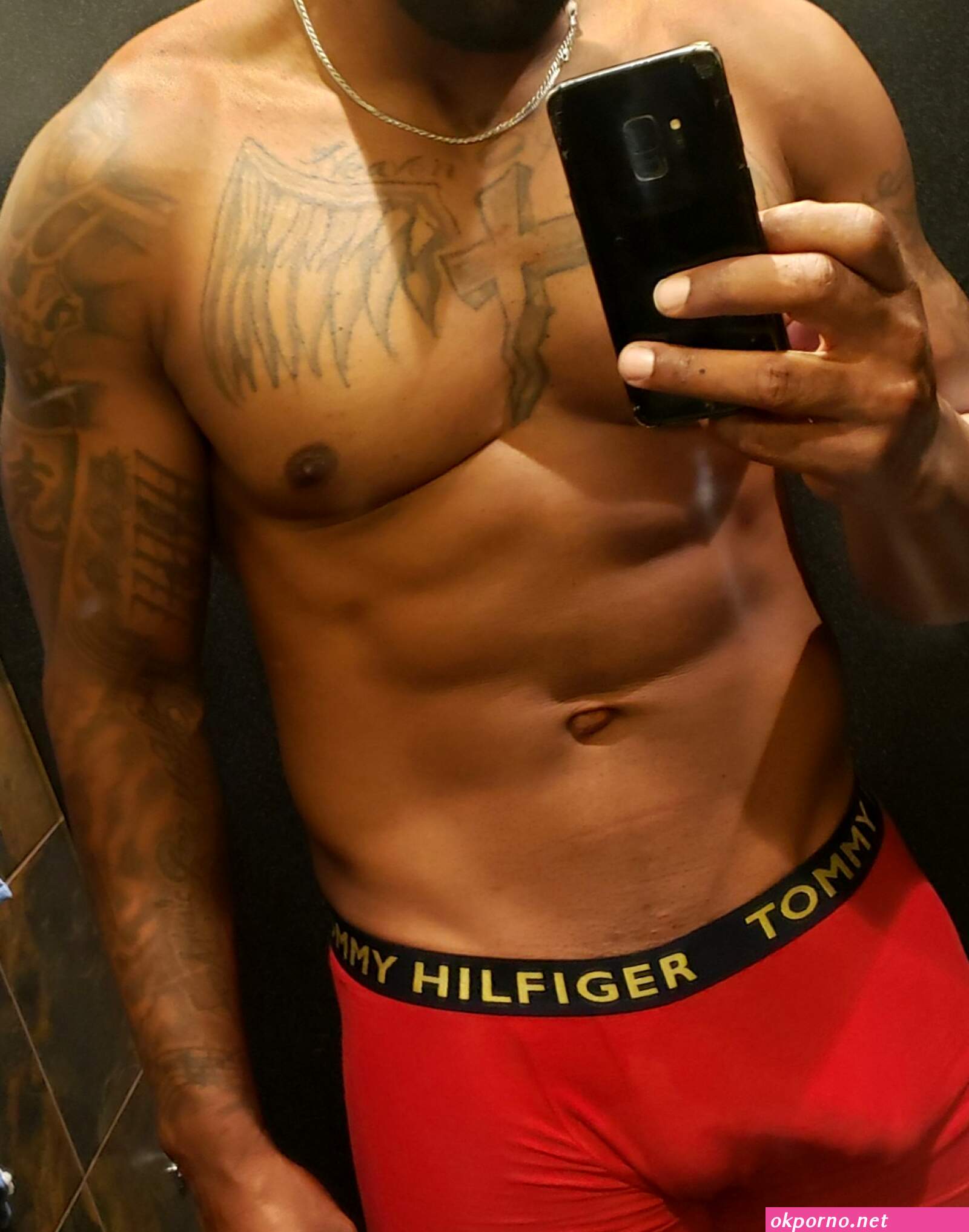 King phone nude