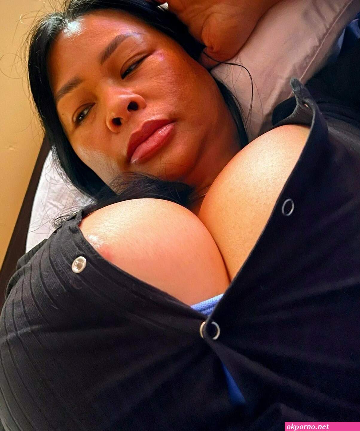 Victoria34dblgs nudes