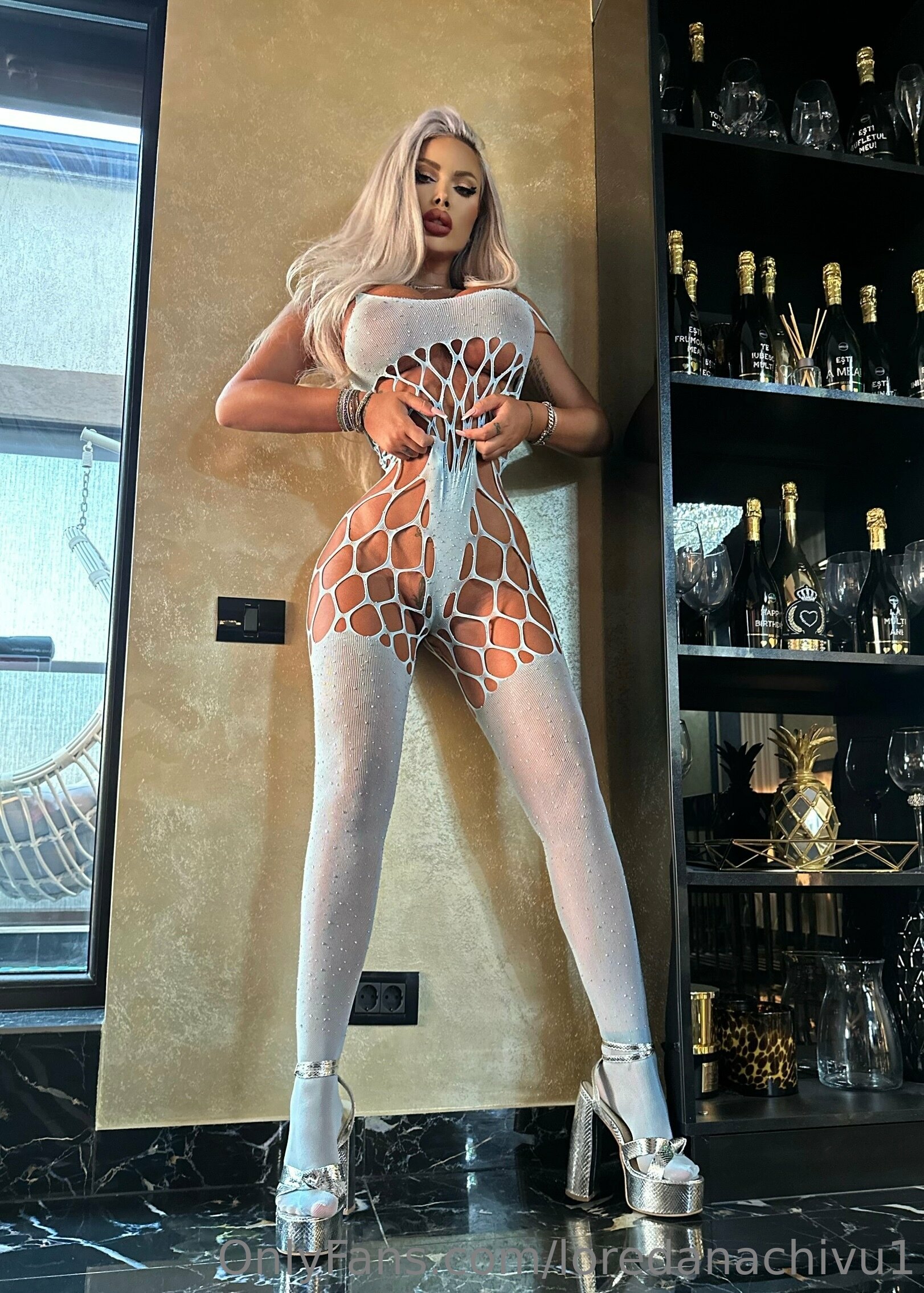 OnlyFans – Loredana Chivu