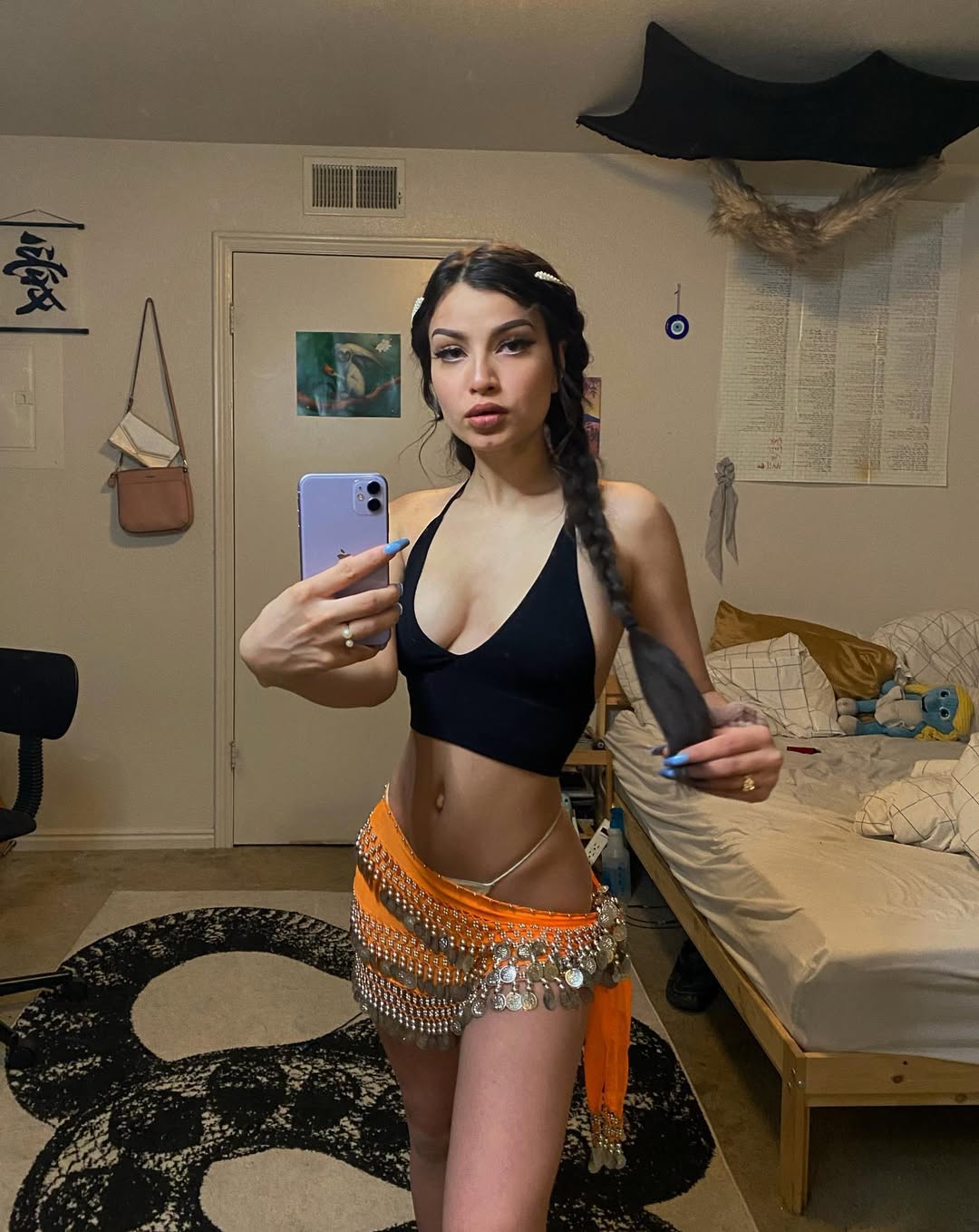 OnlyFans – Middle Eastern Queen / @duuumbass