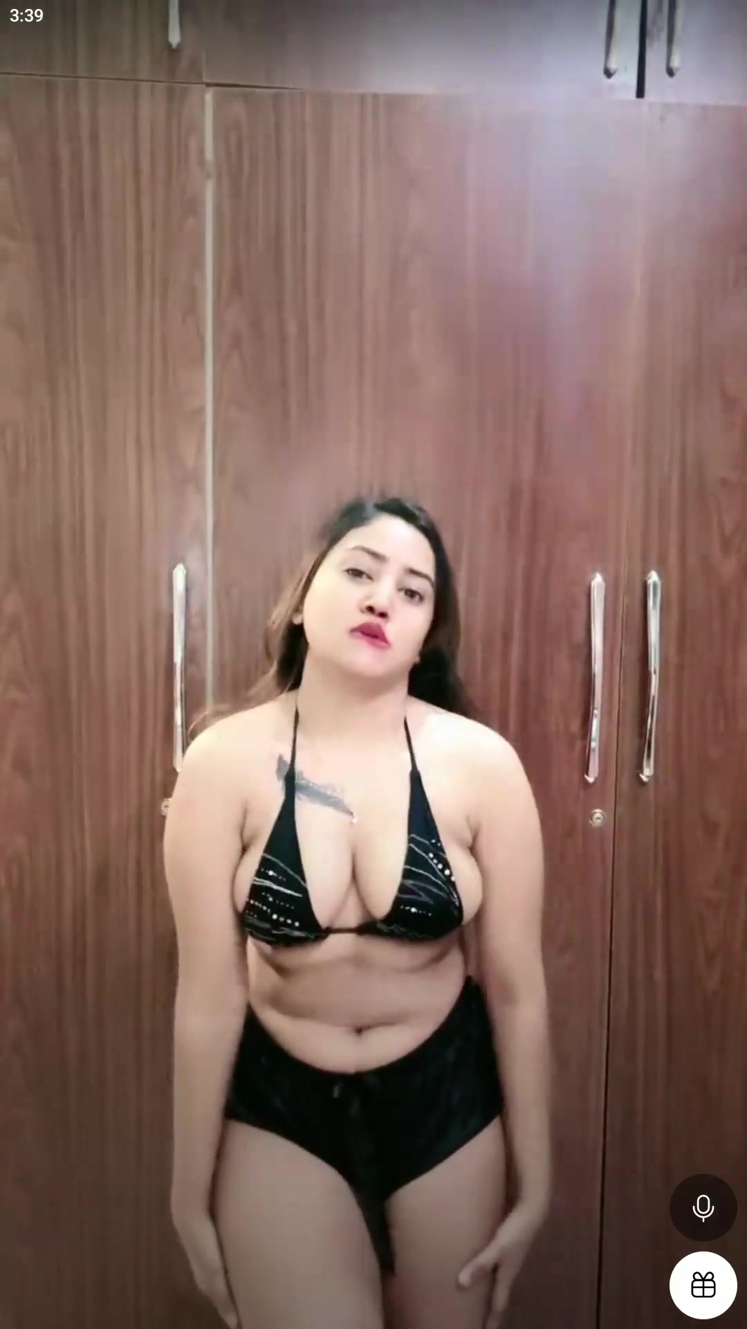 Tango model senorita nude live dance