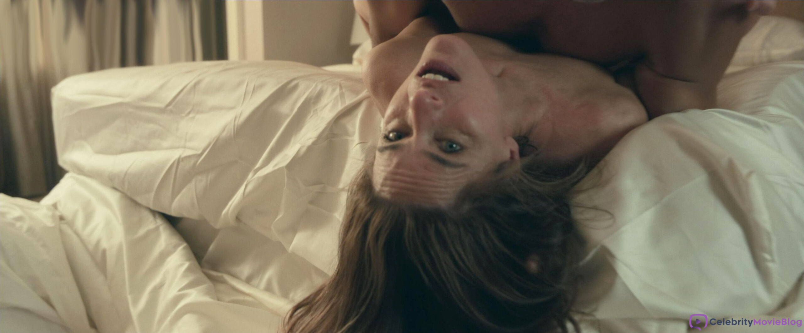 Amanda peet nude images