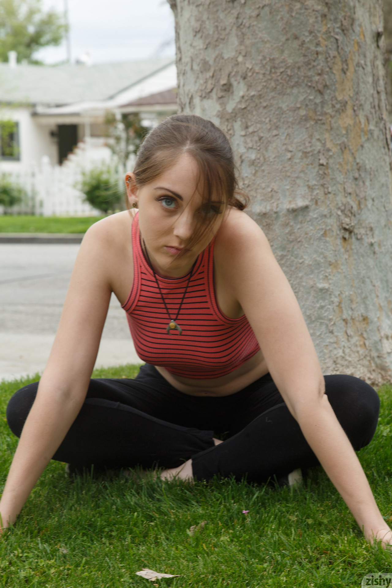 Yoga sexy nickey