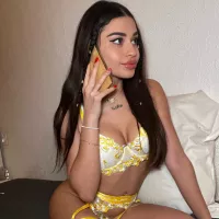 Pack 10 médias nudes masturbation en tenue sexy jaune