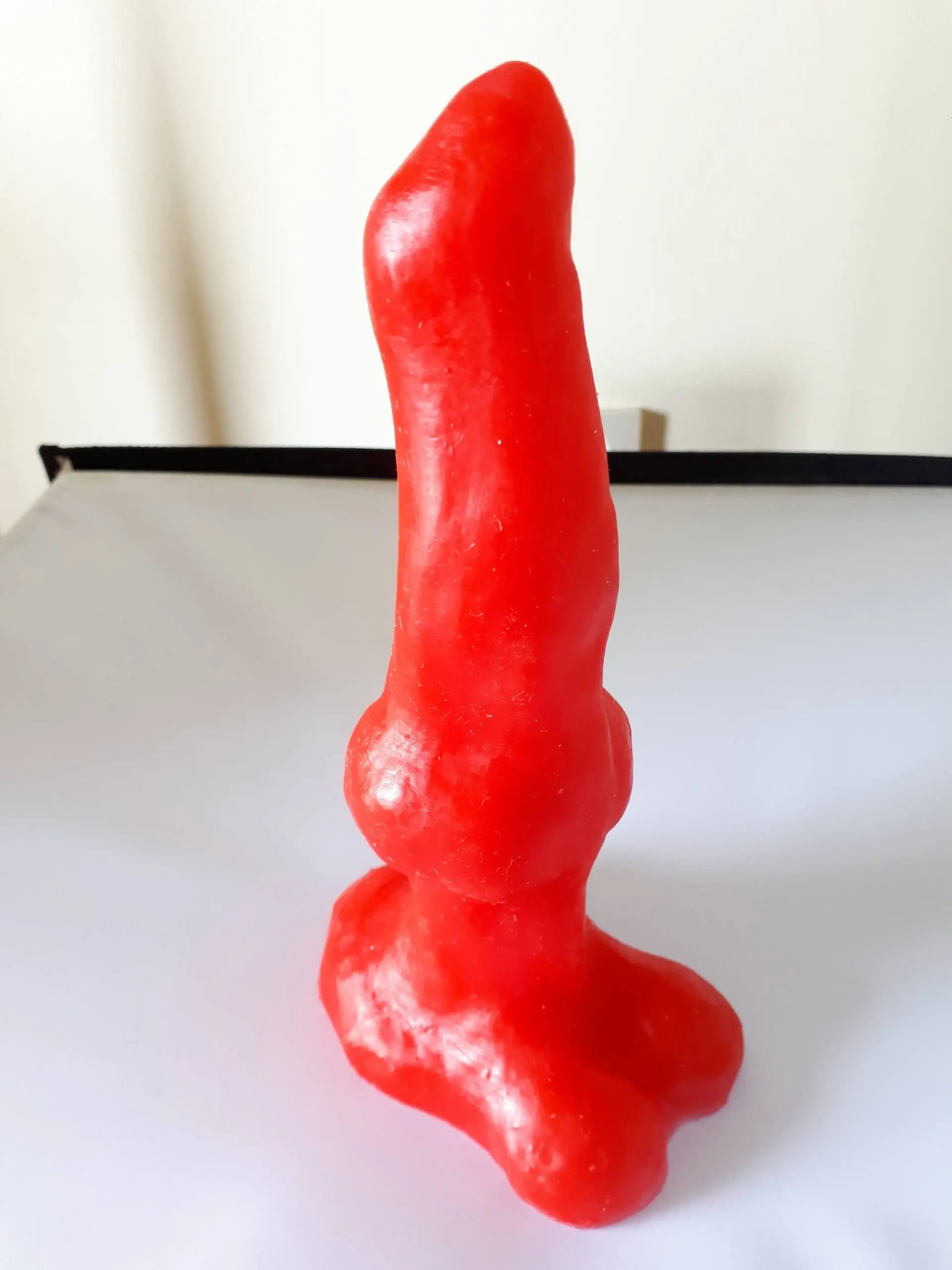 Knotted dildo