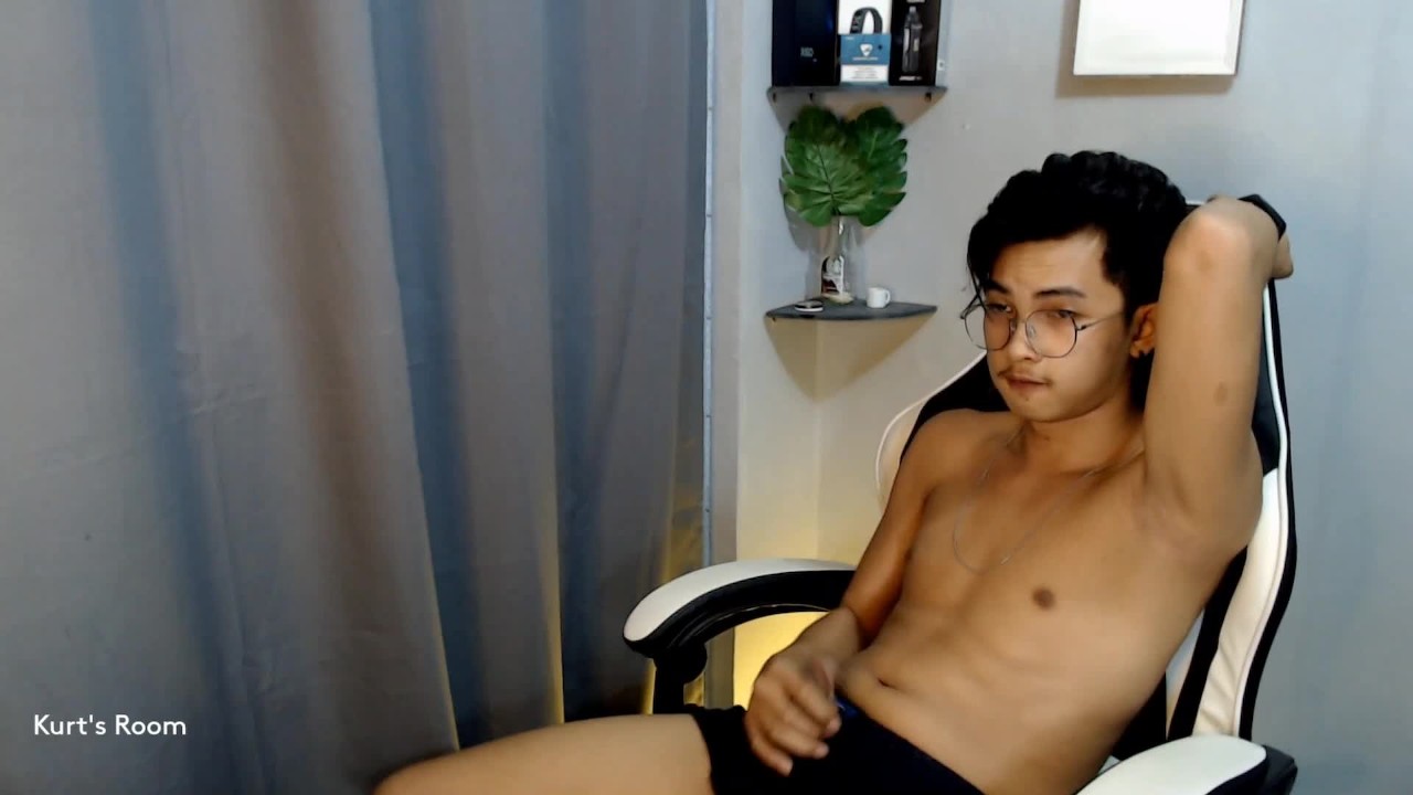 Asian twink masturbating