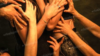 Donne nude in gruppo