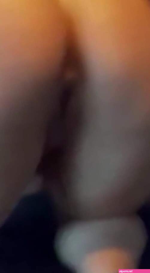 Duro Mami Nude