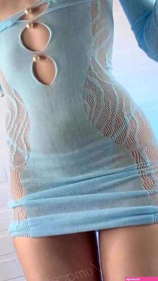 Uma Nudes