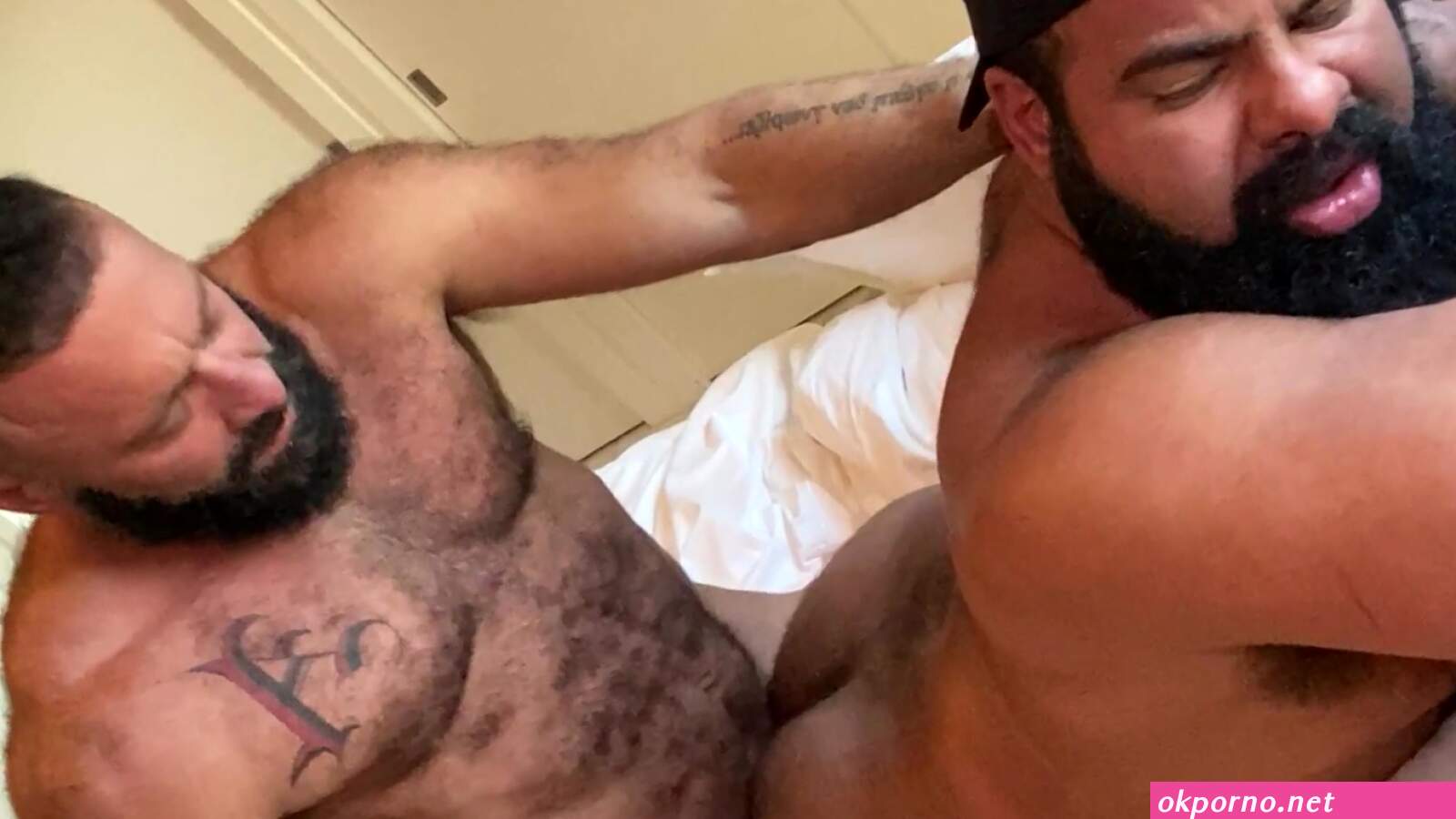 Beefy bear porn