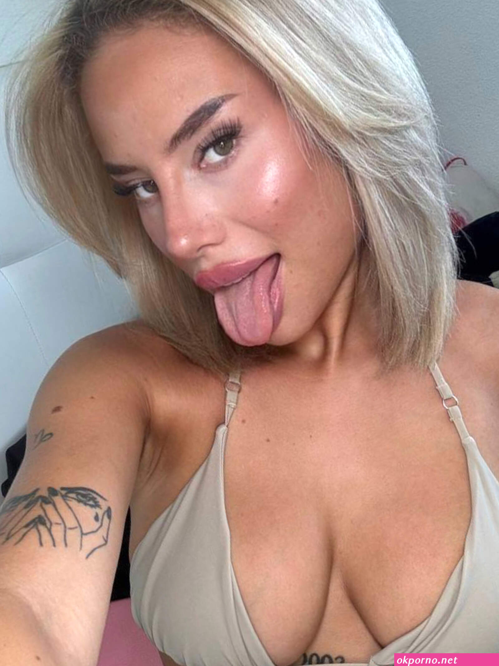 Brittney_schmidt onlyfans leak
