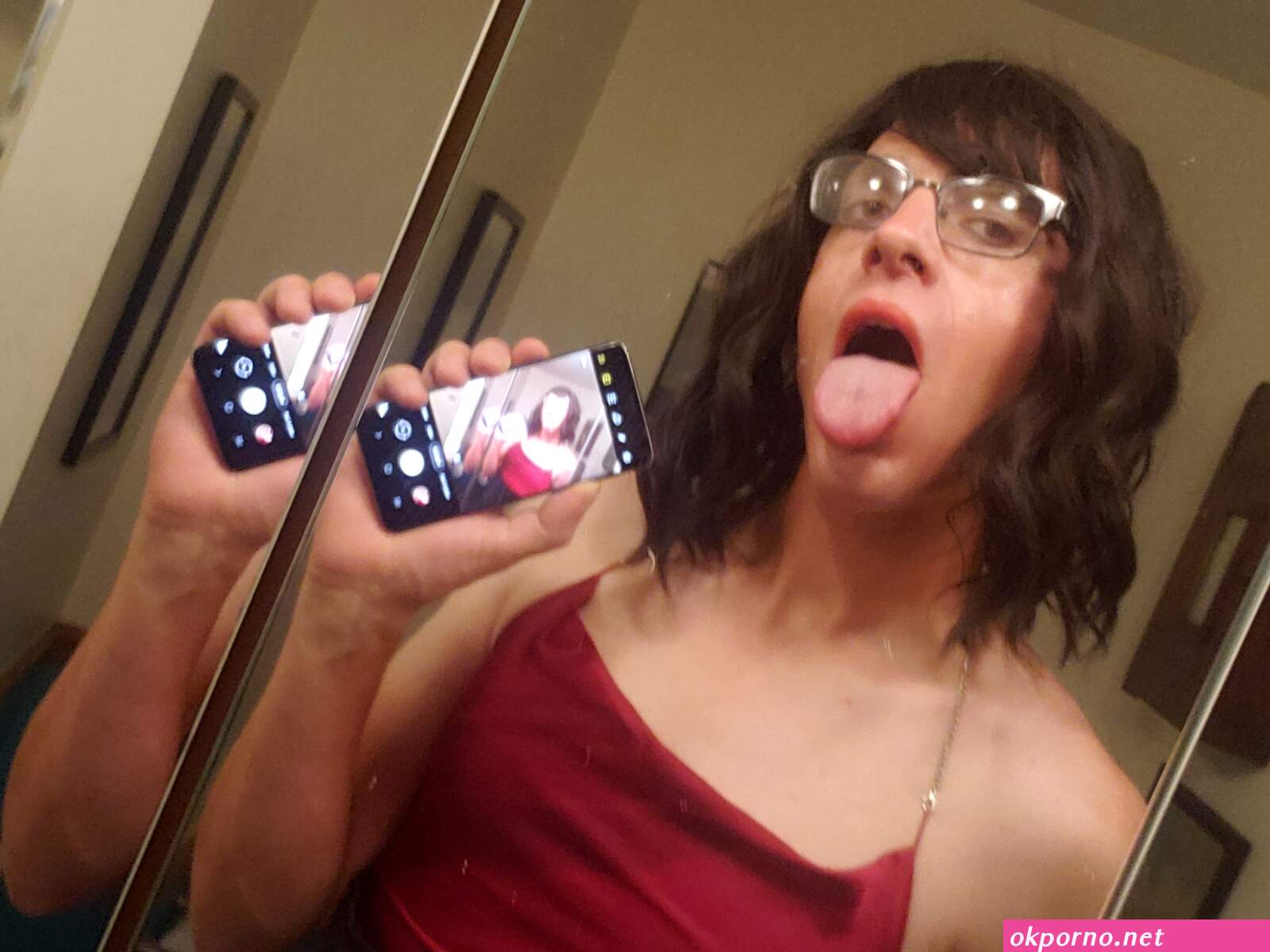 Mobile crossdresser porn