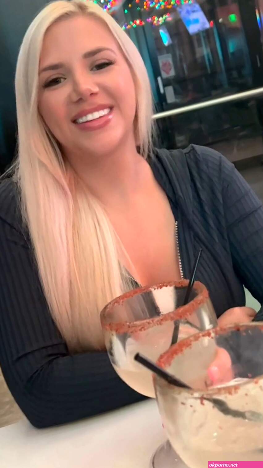 Summer brookes cum on pussy 731