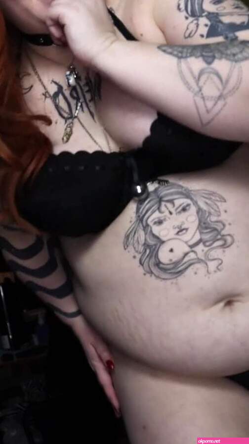 Jakijackpot Nude