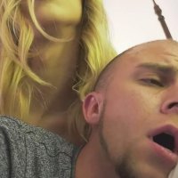 Gratis Blonde Shemale Neukt Man pornovideos